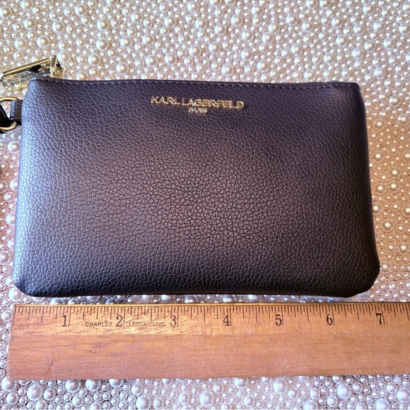 Karl Lagerfeld black leather zippered wristlet. NWT❣️ - Picture 5 of 7